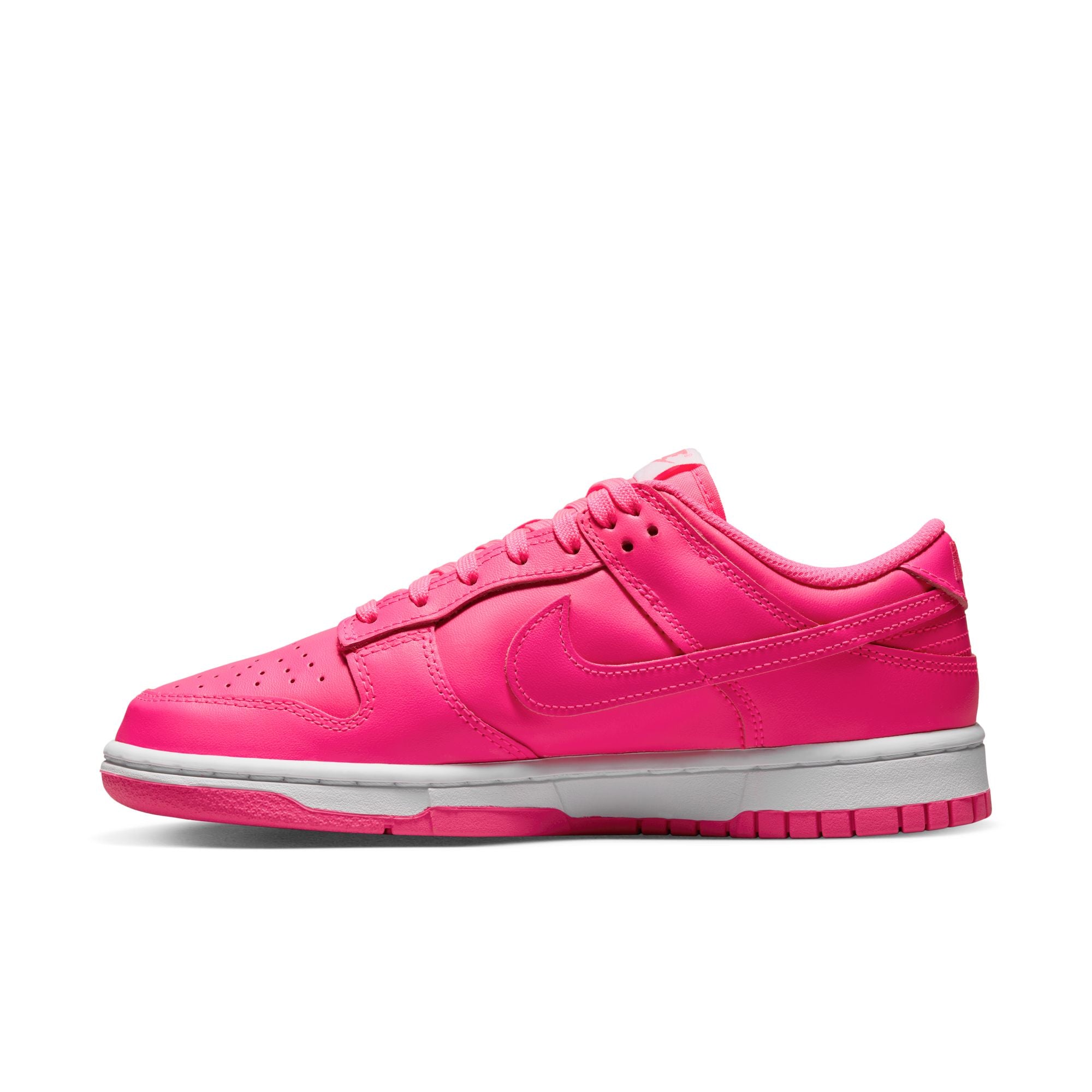 W Dunk Low