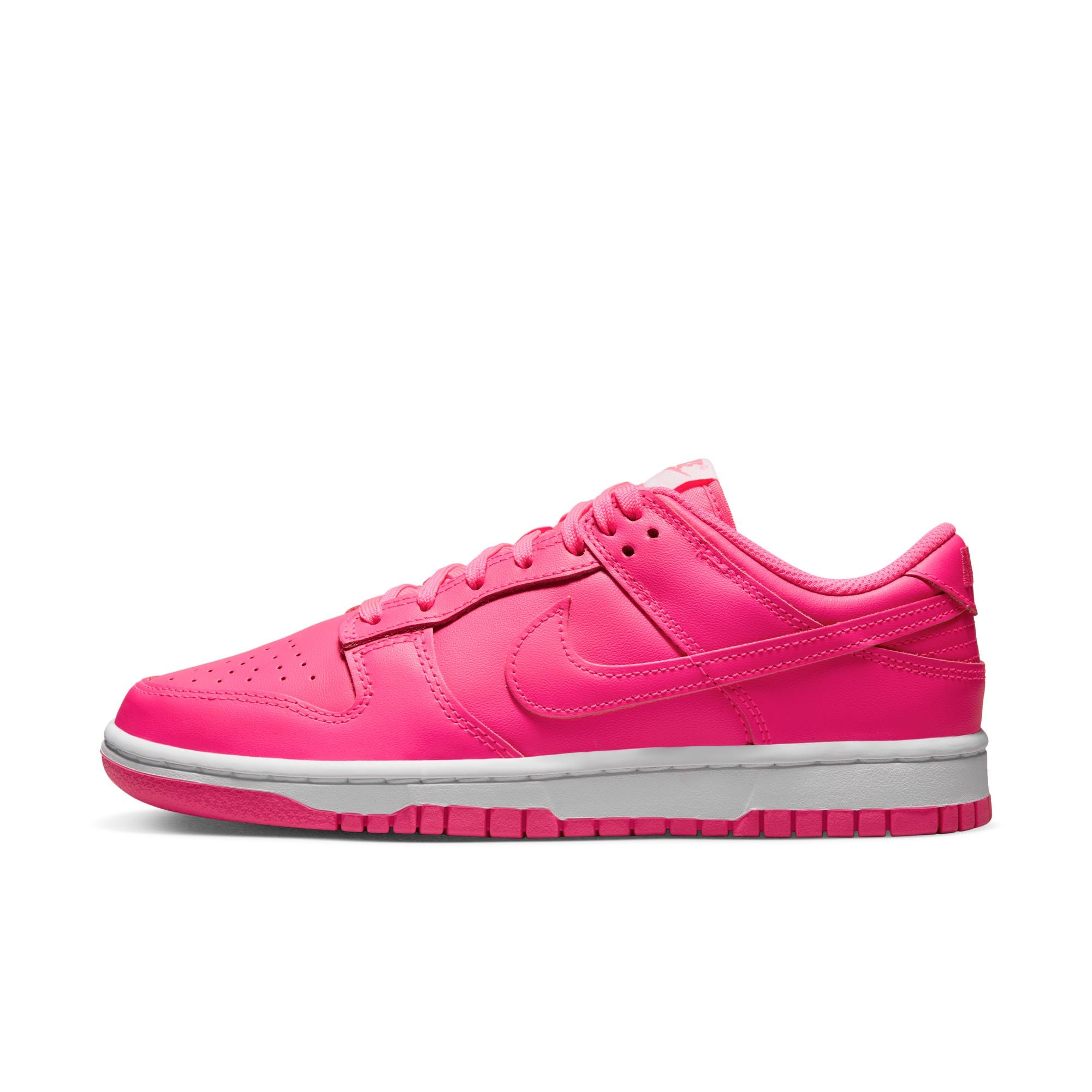 W Dunk Low