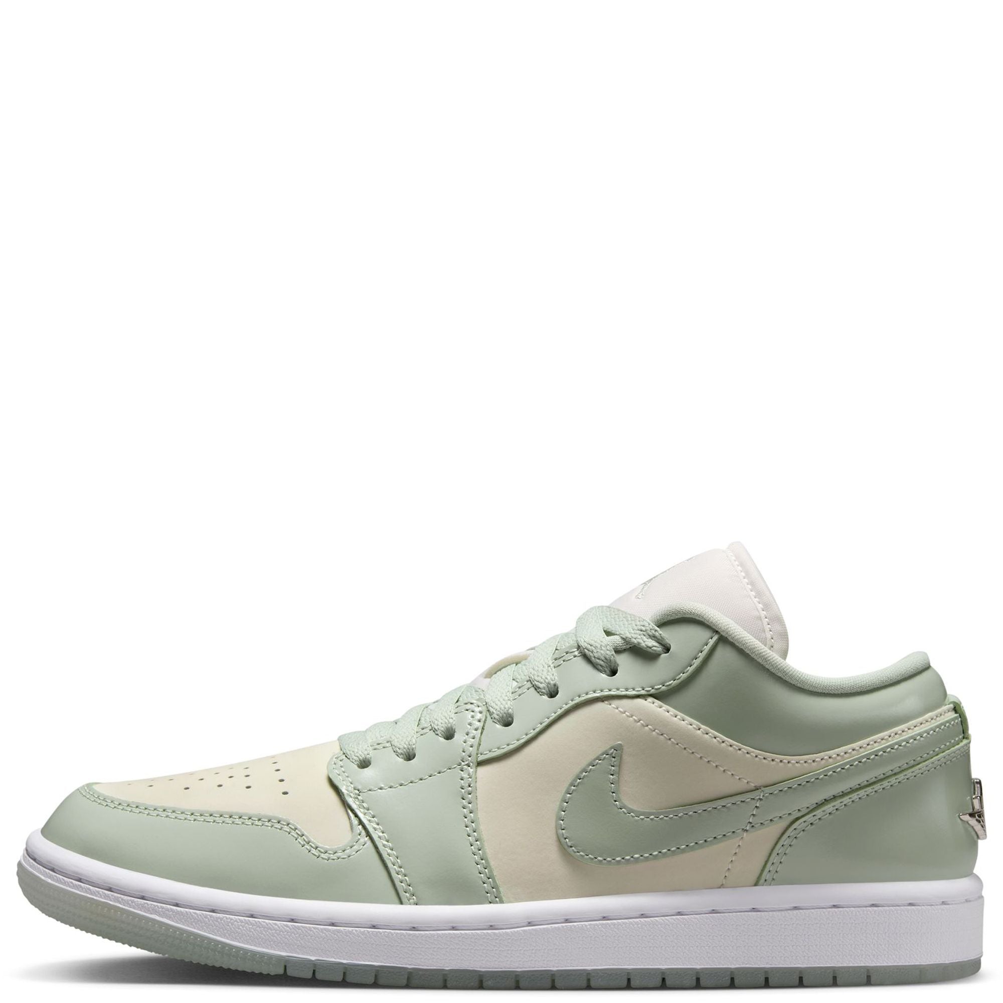 Wmns Air Jordan 1 Low SE
