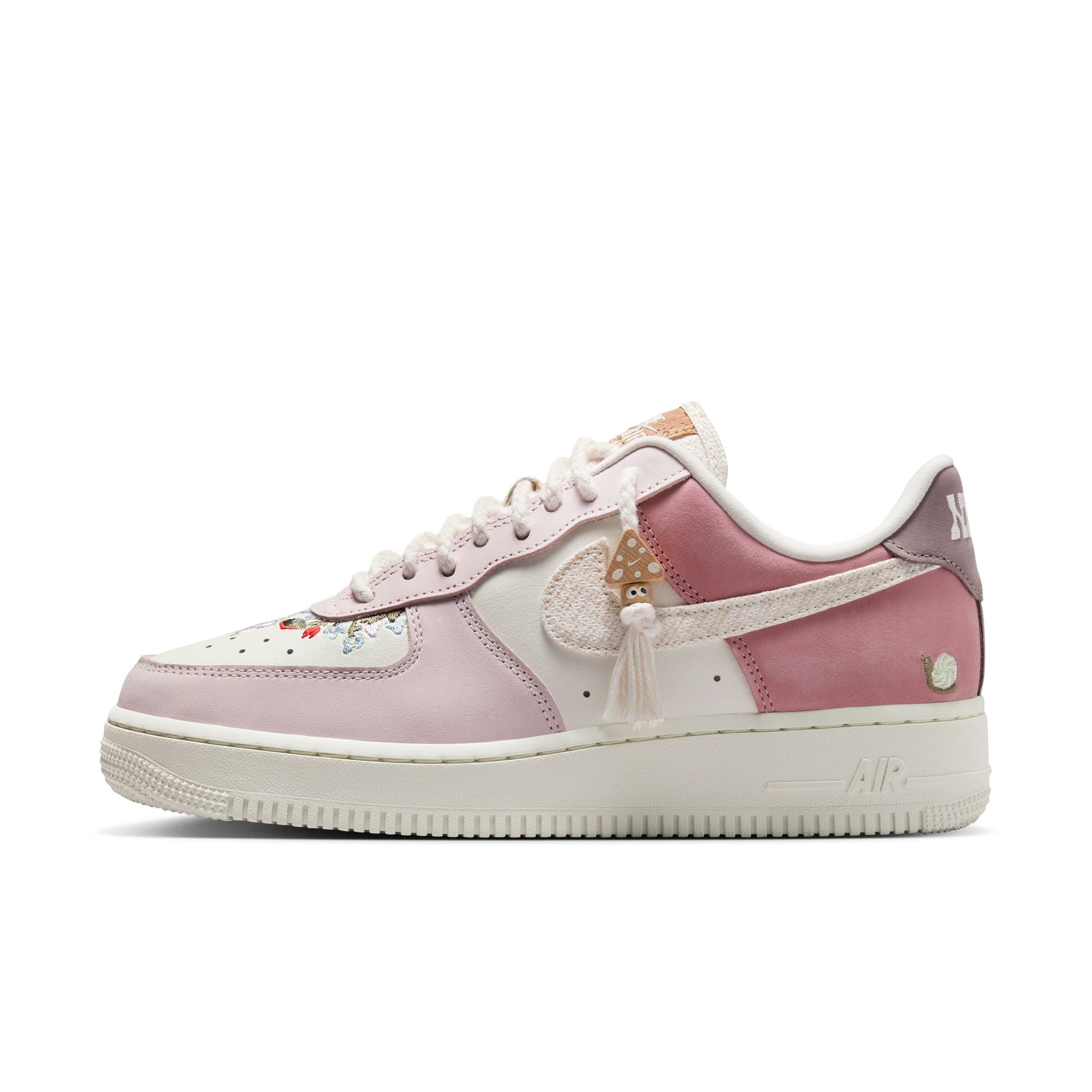 WMNS Air Force 1 '07 LX