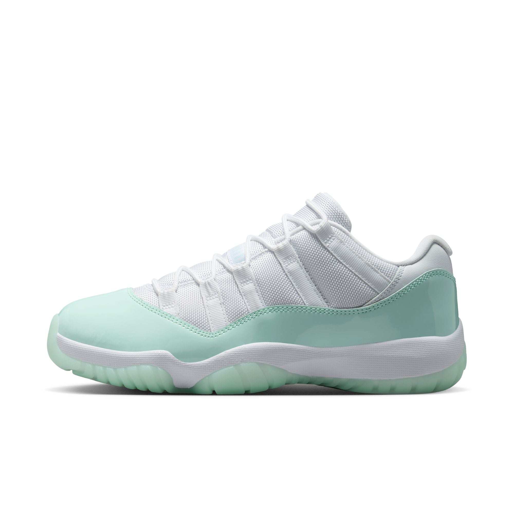 WMNS Air Jordan 11 Retro Low
