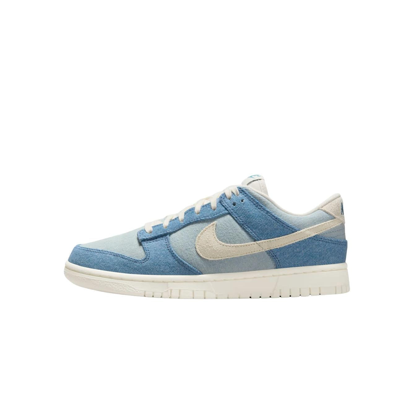 W Nike Dunk Low